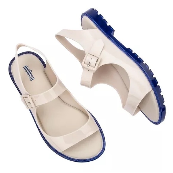 Melissa Bae Sandals - Picture 4 of 6